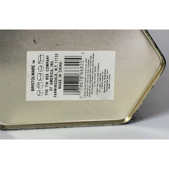 1993 6 Sided Coca-Cola "The Drink Of All The Year" Blue Collector Tin - Picture 4 of 4